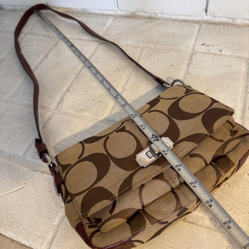 Coach Chelsea Signature Flap #F17798 - Picture 13 of 13
